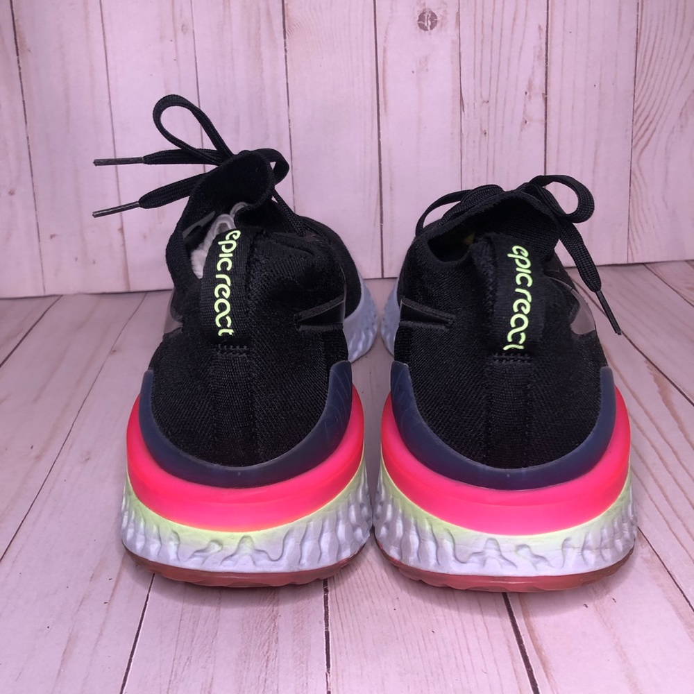 Nike Epic React Flyknit 2 - image 4
